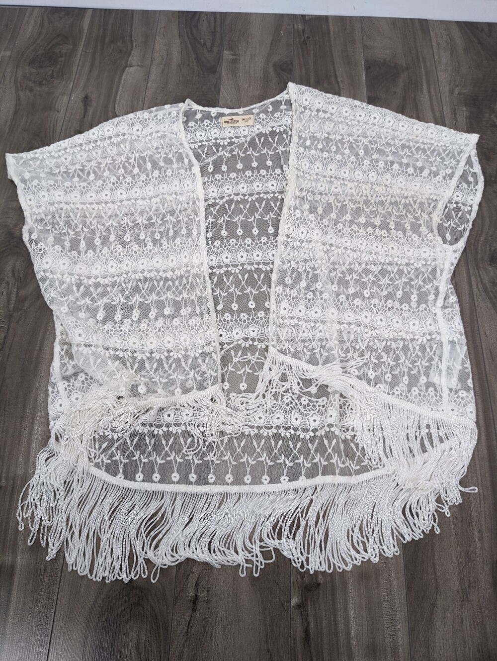 Hollister Women's One Size White Lace Boho Kimono Fringe Top
